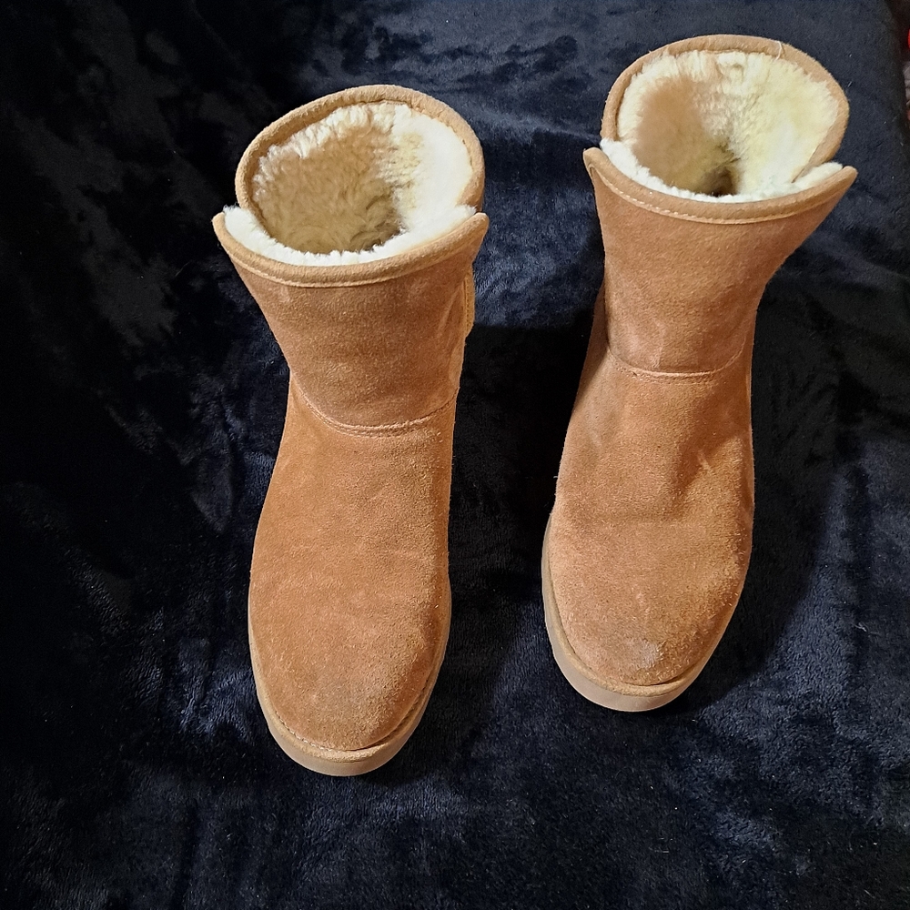 UGG Krus
